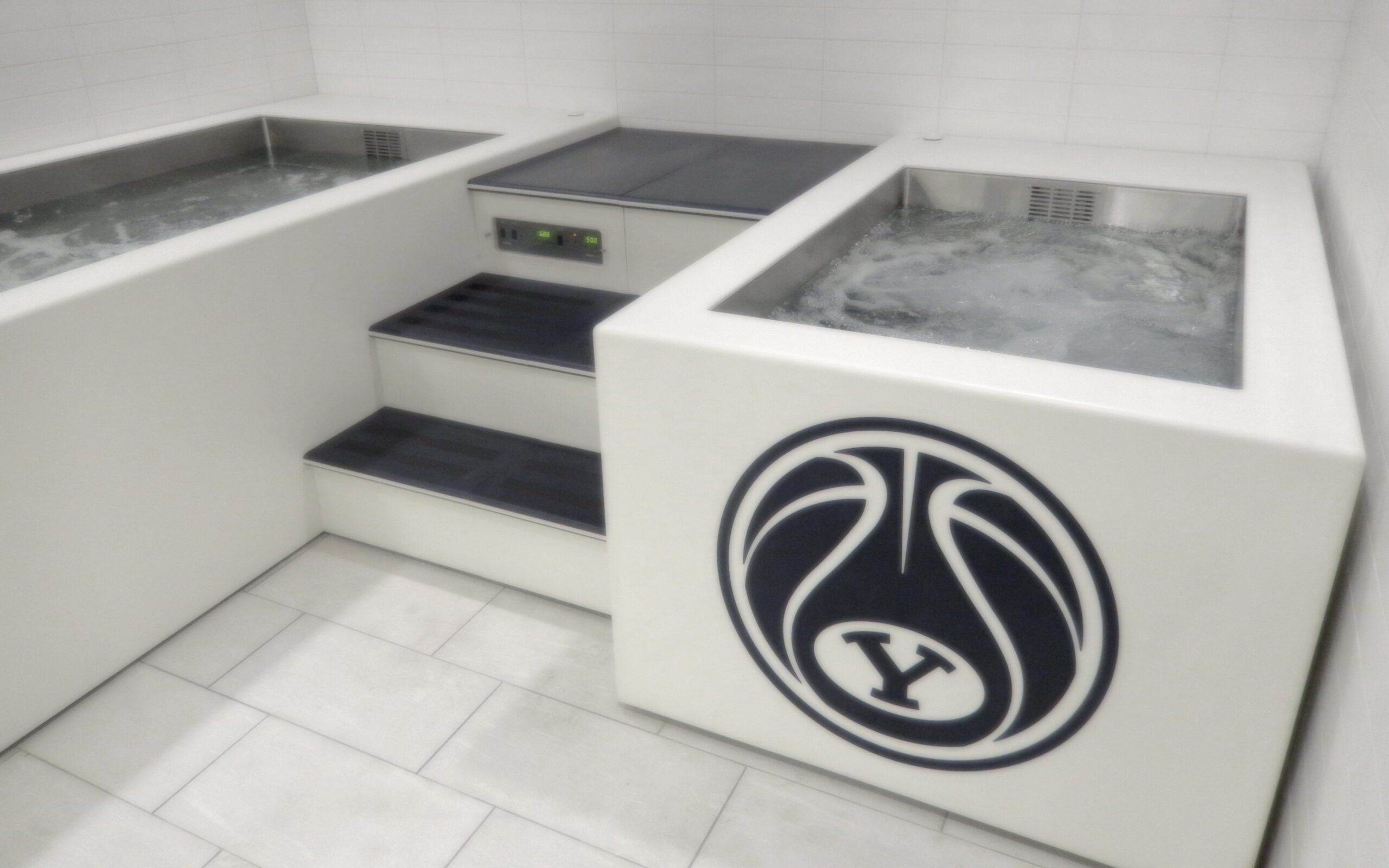 Model 4154 - Men's Basketball