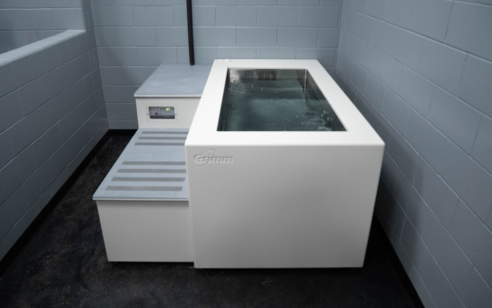 Saginaw United High School - Model 4049 CRYOTherm